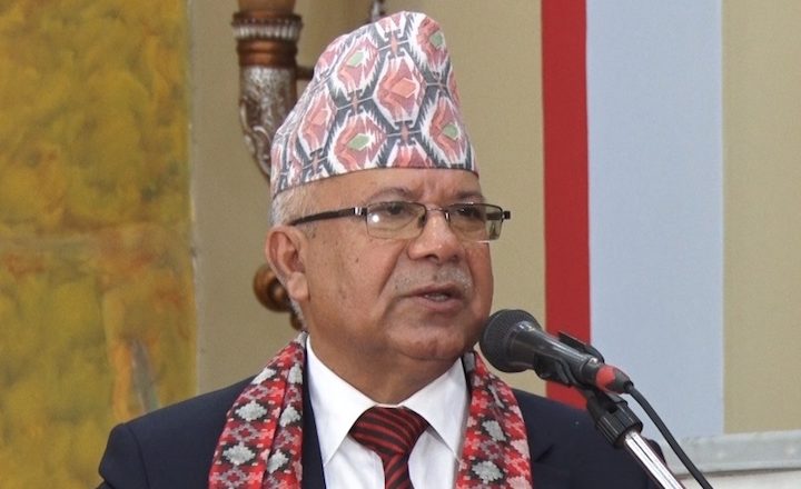 वरिष्ठ नेता माधव कुमार नेपालसहित १४ सांसदलाई पदमुक्त गर्न एमालेको आग्रह