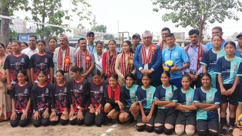 प्रथम कृष्णपुर उपमेयर महिला भलिबल प्रतियोगिताको उपाधी ८ नम्बर वडलाई