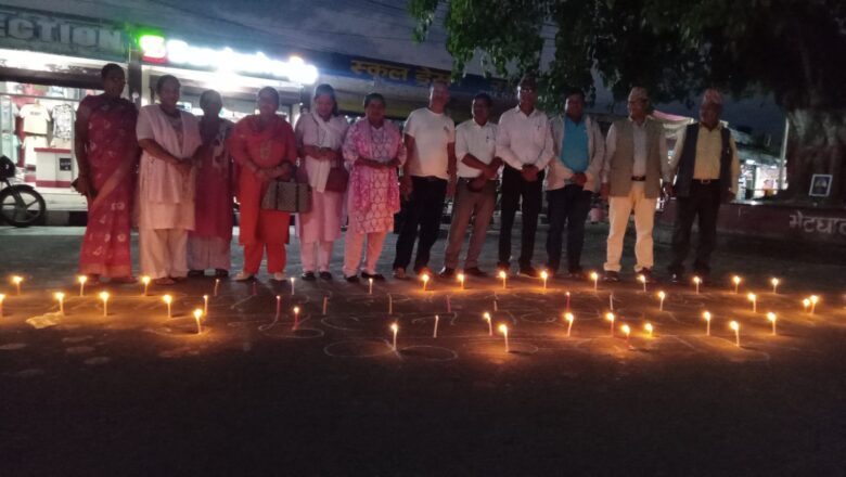 जातीय विभेद तथा छुवाछुत उन्मूलन दिवसको अवसरमा मुक्ति समाजद्धारा मदनचोकमा दिप प्रज्वलन