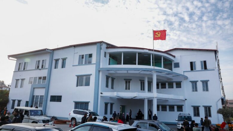 प्राविधिक समस्याले एमाले महाधिवेशनको मतदान रोकियो, बुधबार बिहानसम्म स्थगित