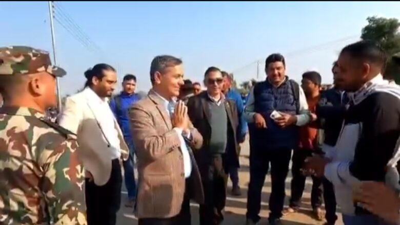 गृहमन्त्री ओम प्रकाश अर्यालले गरे कञ्चनपुरको दोधारा चाँदनी सुक्खा बन्दरगाहको अनुगमन