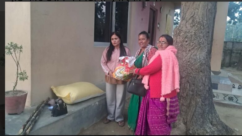 बेलडाँडी गाउपालिका उपाध्यक्ष नाथद्धारा मानसिक रोगबाट पिडित भई सडकमा बास बस्दै आएकी बालिको उद्धार