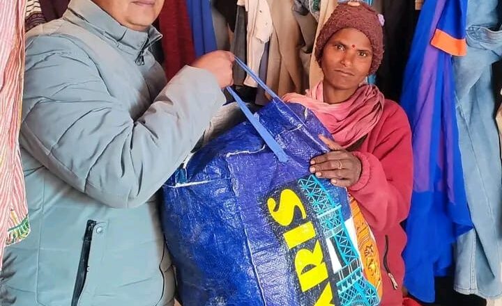 कपडा बैंक साहिलेक, बैतडीमा मानवीय सहयोगको पहल