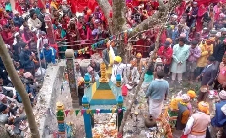 बैतडीको श्री बनारसीधाम विश्वनाथ ज्योतिर्लिङ्गमा ऐतिहासिक विशाल कुम्भमेला सुरु, पाँच लाख भक्तजन सहभागी हुने अपेक्षा